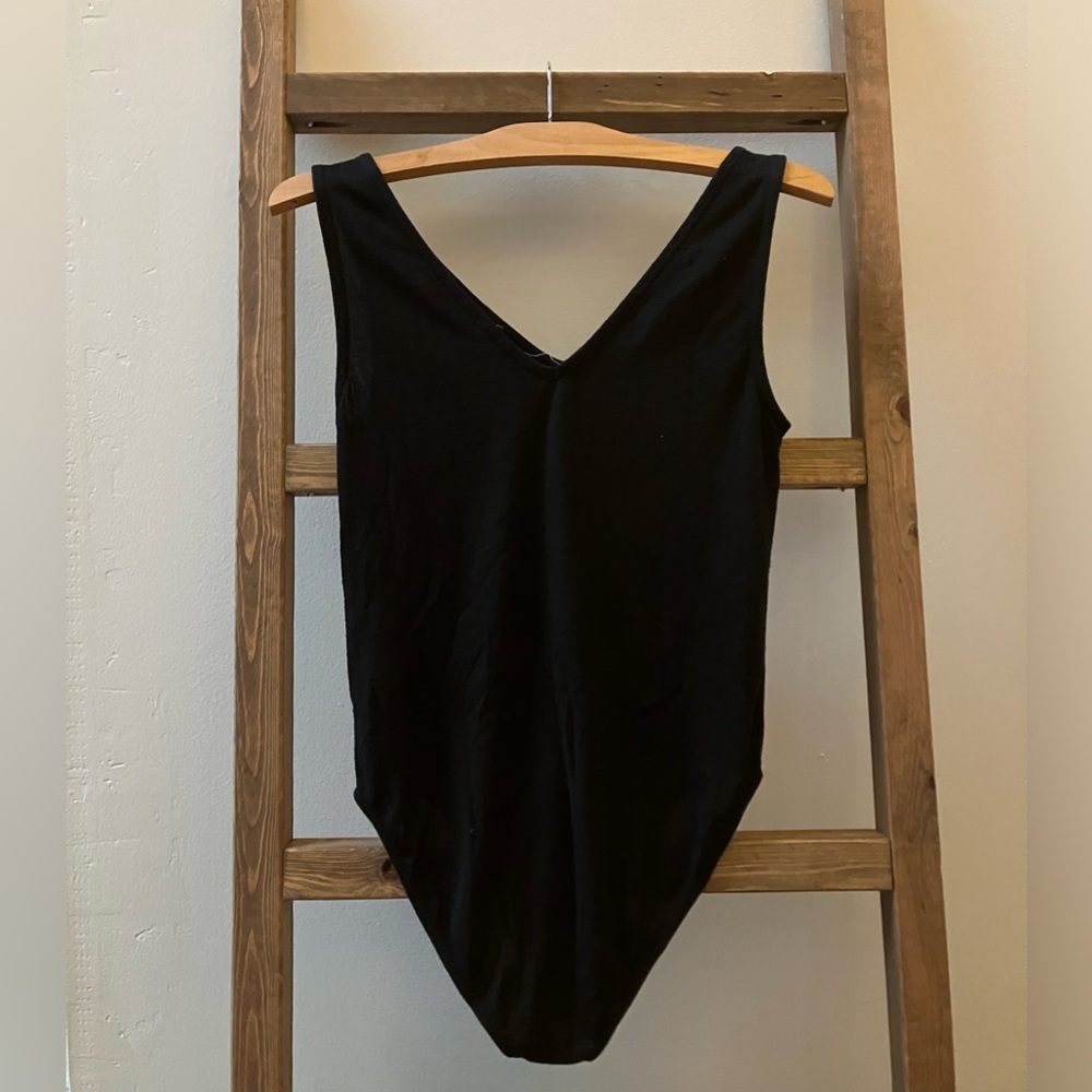 Sleeveless black bodysuit, W Small